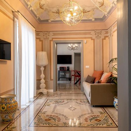 Palazzo Guajana Villa Trapani Buitenkant foto